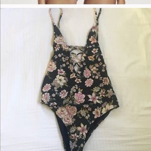 Billabong one piece !